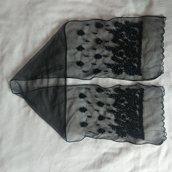 Black sheer scarf with beading - Picture 1 of 2